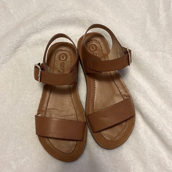 Cat and Jack Girls Ankle Strap Sandals - Picture 2 of 5